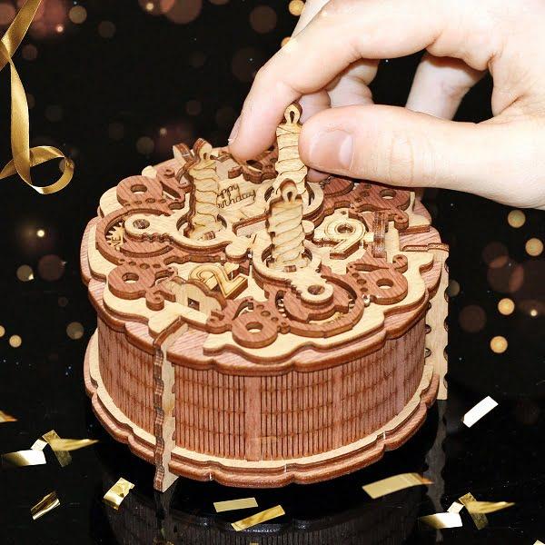 Cluebox 3D Logikai doboz rejtett tárolóval - Birthday Cake